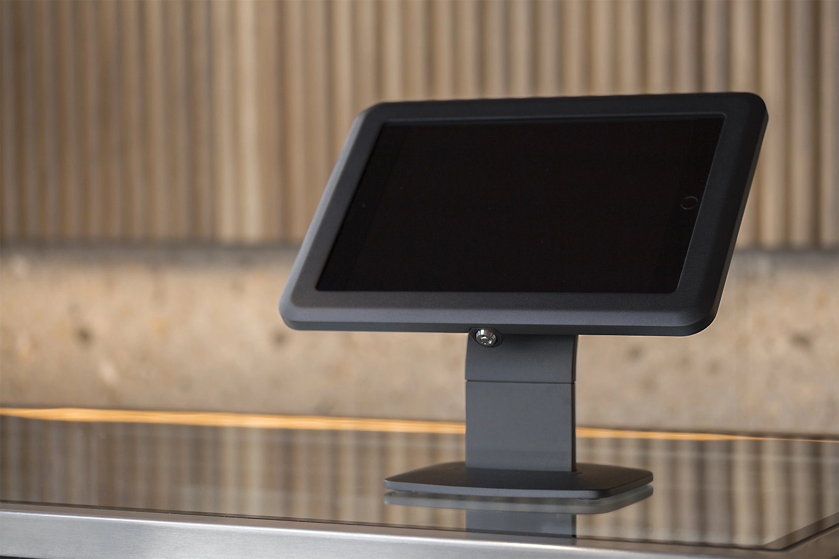 Como iPad Stand Black Or White Bolt Down or Free Standing