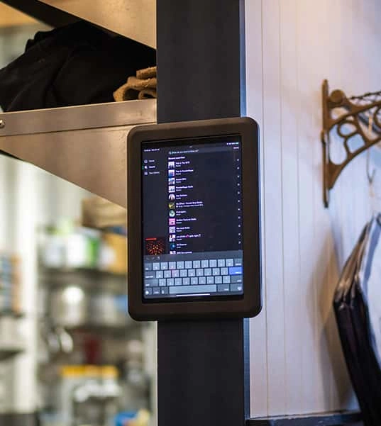 Ello Wall Mount iPad Black Or White