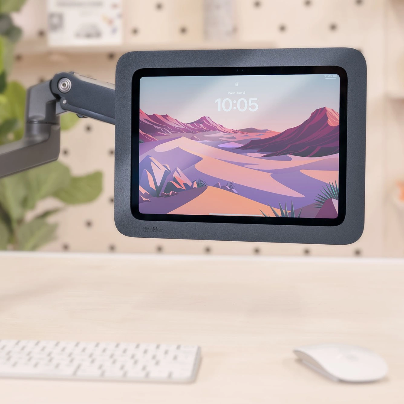 Heckler VESA Mount for iPad 11-inch (A16) 11th Gen & iPad 10th Gen H757-BG